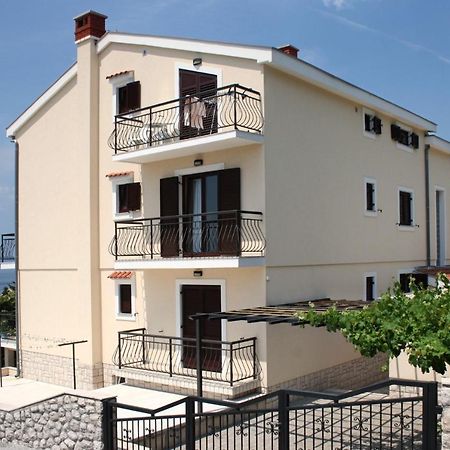 Apartments With A Parking Space Novi Vinodolski - 5593 Экстерьер фото